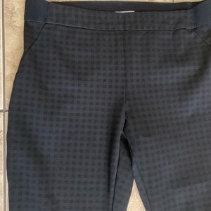 Reitmans plaid leggings